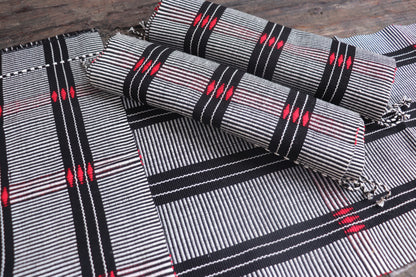 Handwoven Table Runner and Mat set (6 Mat & 1 runner)